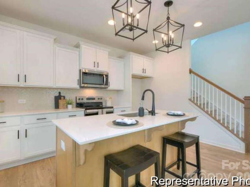 555 White Hare Lane, China Grove, NC 28023.  MLS# CAR4342079, YatesRealty ID 3189. 