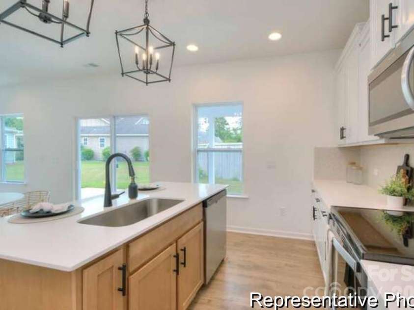 555 White Hare Lane, China Grove, NC 28023.  MLS# CAR4342079, YatesRealty ID 3189. 