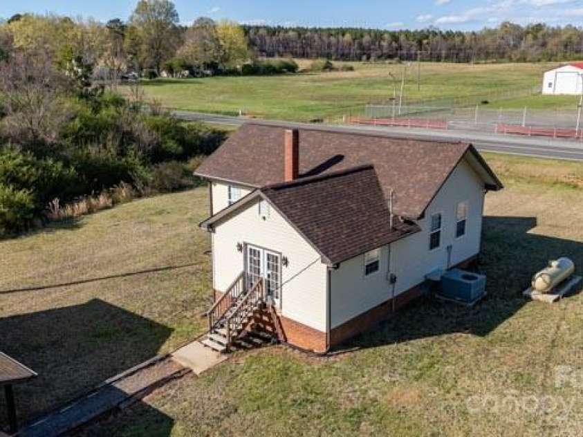 6441 Highway 73 Highway, Mount Gilead, NC 27306.  MLS# CAR4240218, YatesRealty ID 3189. 