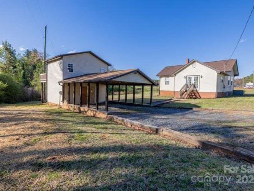 6441 Highway 73 Highway, Mount Gilead, NC 27306.  MLS# CAR4240218, YatesRealty ID 3189. 