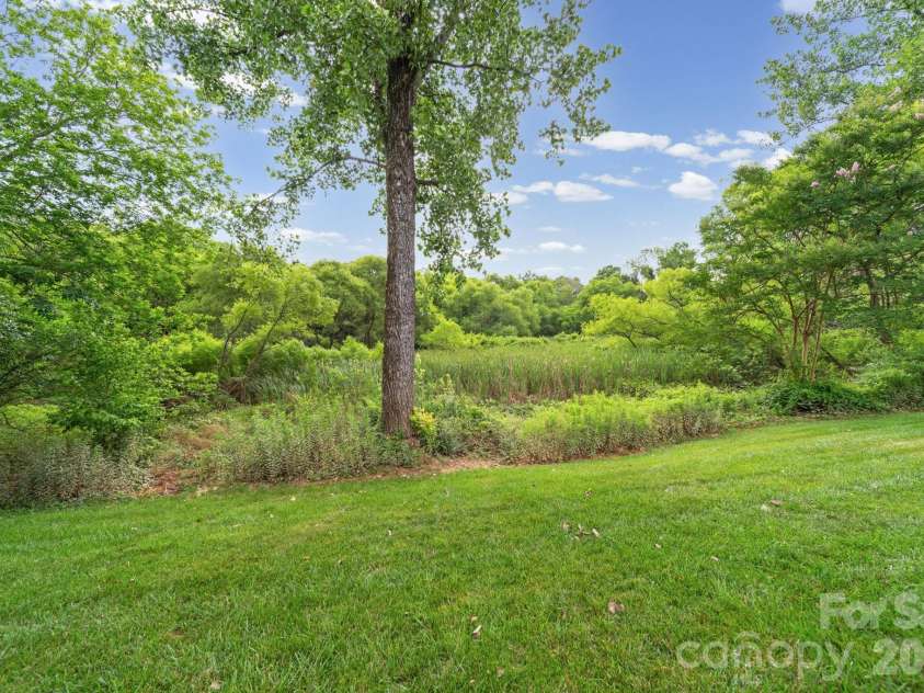 10203 Rougemont Lane, Charlotte, NC 28277.  MLS# CAR4394772, YatesRealty ID 31890. 