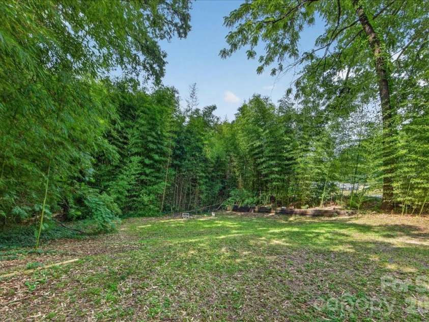 320 3rd Avenue, Gastonia, NC 28054.  MLS# CAR4391503, YatesRealty ID 31891. 