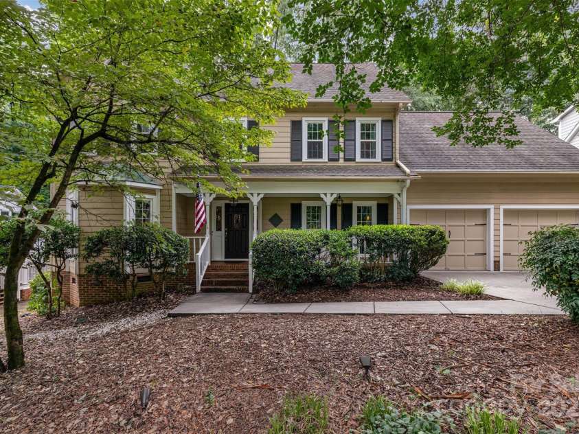9924 Hanover Hollow Drive, Charlotte, NC 28210.  MLS# CAR4316773, YatesRealty ID 31891. 