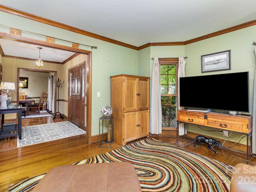 9924 Hanover Hollow Drive, Charlotte, NC 28210.  MLS# CAR4316773, YatesRealty ID 31891. 