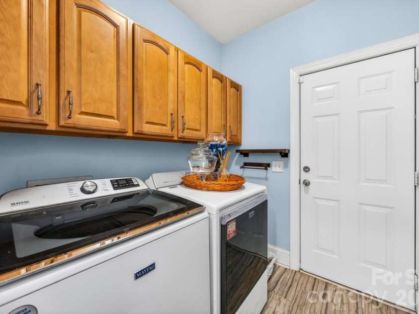 610 Springwood Drive, Waxhaw, NC 28173.  MLS# CAR4391184, YatesRealty ID 31893. 