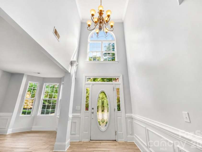 610 Springwood Drive, Waxhaw, NC 28173.  MLS# CAR4391184, YatesRealty ID 31893. 