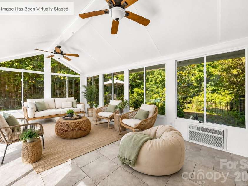 610 Springwood Drive, Waxhaw, NC 28173.  MLS# CAR4391184, YatesRealty ID 31893. 