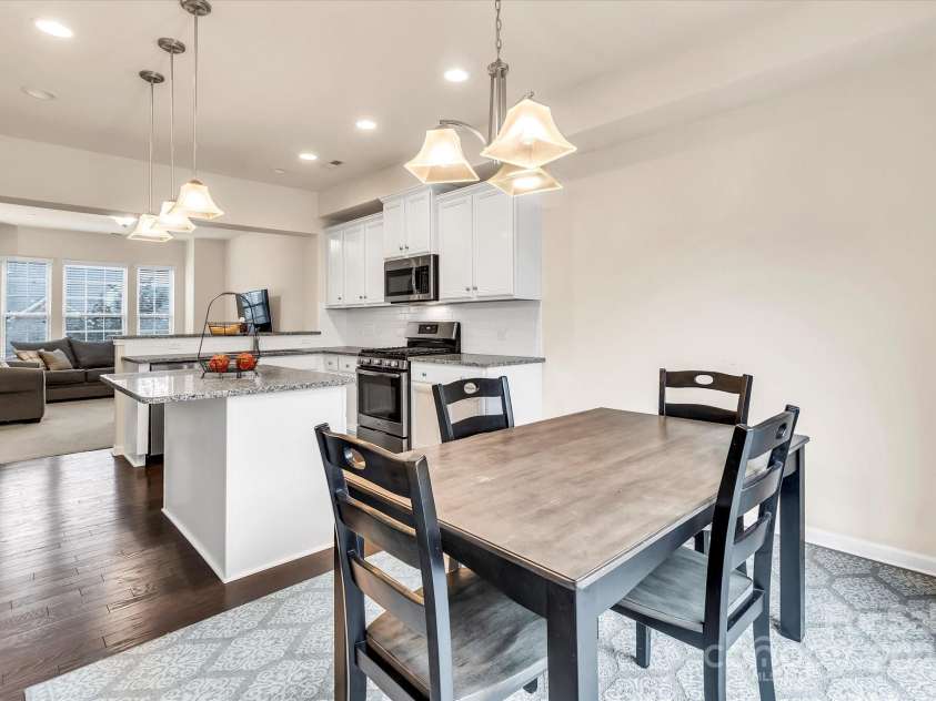 6247 Cloverdale Drive, Tega Cay, SC 29708.  MLS# CAR4290572, YatesRealty ID 31893. 