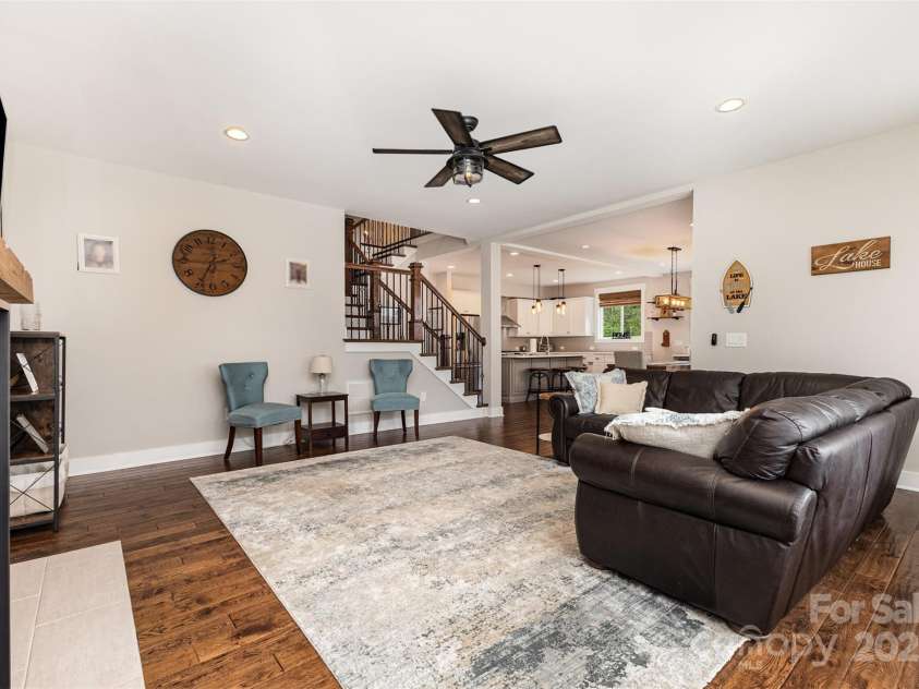 2611 Ranger Island Road, Denver, NC 28037.  MLS# CAR4290507, YatesRealty ID 31894. Family Area showing Stairs