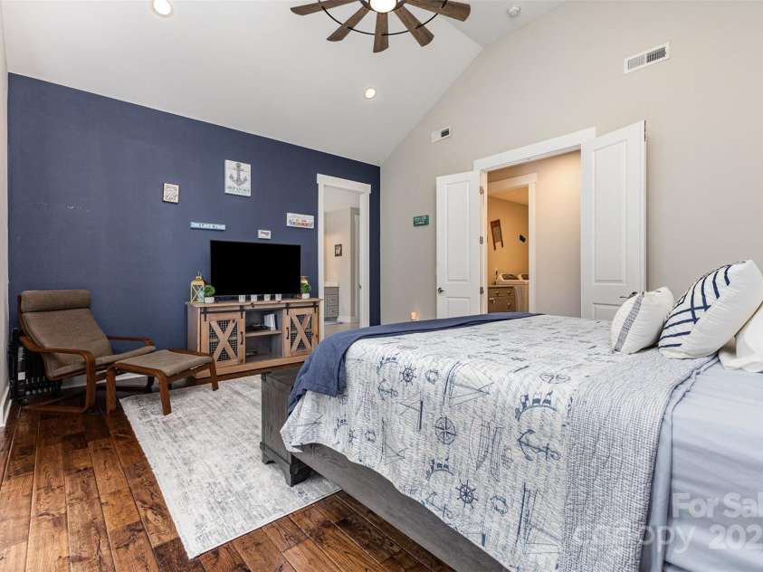 2611 Ranger Island Road, Denver, NC 28037.  MLS# CAR4290507, YatesRealty ID 31894. Primary Bedroom