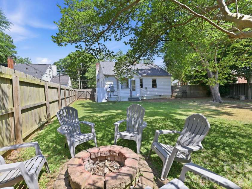3748 The Plaza, Charlotte, NC 28205.  MLS# CAR4384368, YatesRealty ID 31895. Large, level lot