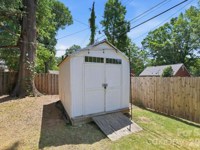 3748 The Plaza, Charlotte, NC 28205.  MLS# CAR4384368, YatesRealty ID 31895. Storage building