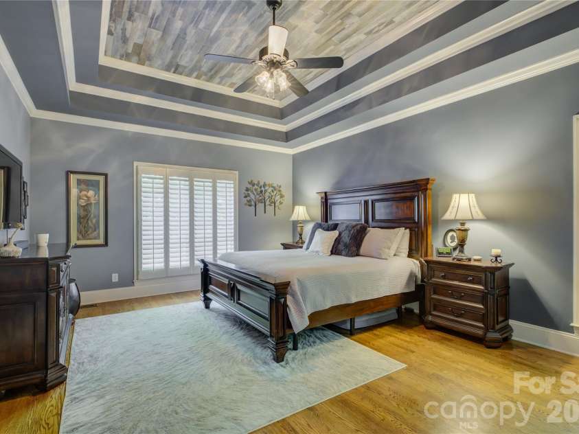 11404 Fernside Drive, Charlotte, NC 28227.  MLS# CAR4392789, YatesRealty ID 31896. 