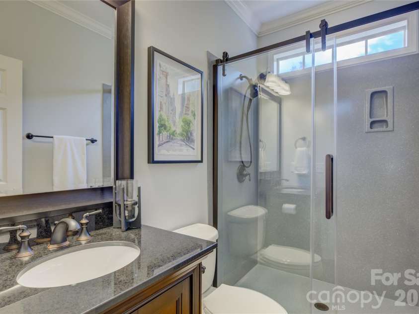 11404 Fernside Drive, Charlotte, NC 28227.  MLS# CAR4392789, YatesRealty ID 31896. 