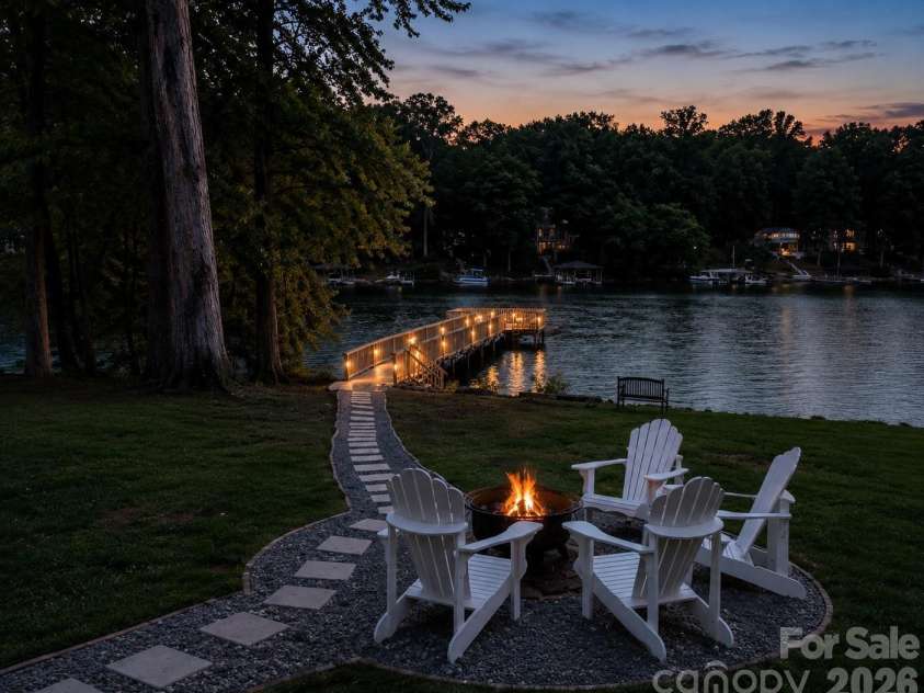 383 Sundown Road, Mooresville, NC 28117.  MLS# CAR4385872, YatesRealty ID 31897. 