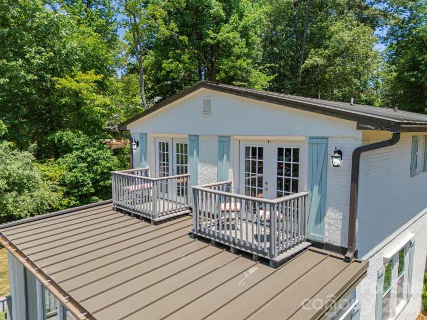 383 Sundown Road, Mooresville, NC 28117.  MLS# CAR4385872, YatesRealty ID 31897. 