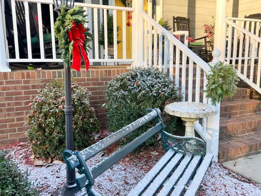 9115 Crofton Springs Drive, Charlotte, NC 28269.  MLS# CAR4289605, YatesRealty ID 31897. Front Porch