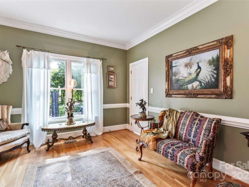 9115 Crofton Springs Drive, Charlotte, NC 28269.  MLS# CAR4289605, YatesRealty ID 31897. Parlor