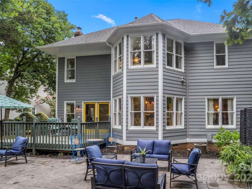 9115 Crofton Springs Drive, Charlotte, NC 28269.  MLS# CAR4289605, YatesRealty ID 31897. Patio