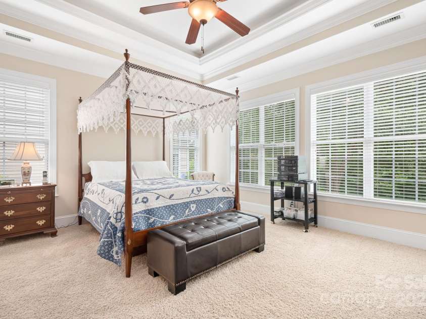 12632 Meetinghouse Drive, Cornelius, NC 28031.  MLS# CAR4287624, YatesRealty ID 31899. Primary Bedroom