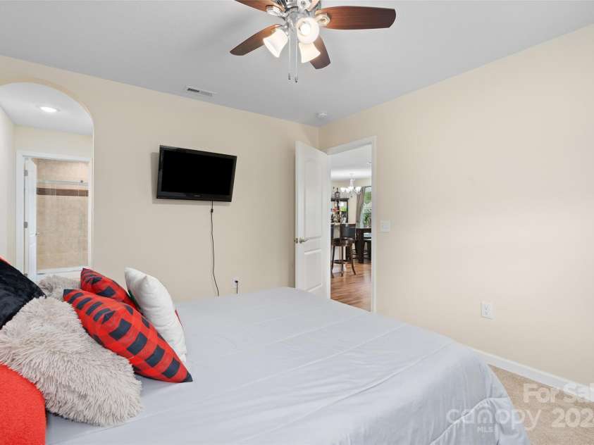 222 February Lane, Waynesville, NC 28785.  MLS# CAR4205944, YatesRealty ID 319. 