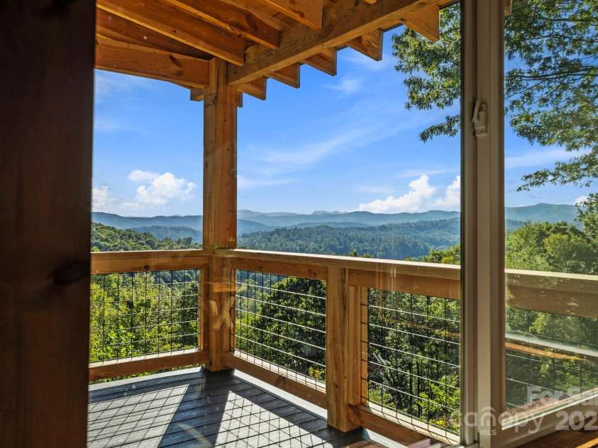 658 Johnson Road, Brevard, NC 28712.  MLS# CAR4300237, YatesRealty ID 319. 