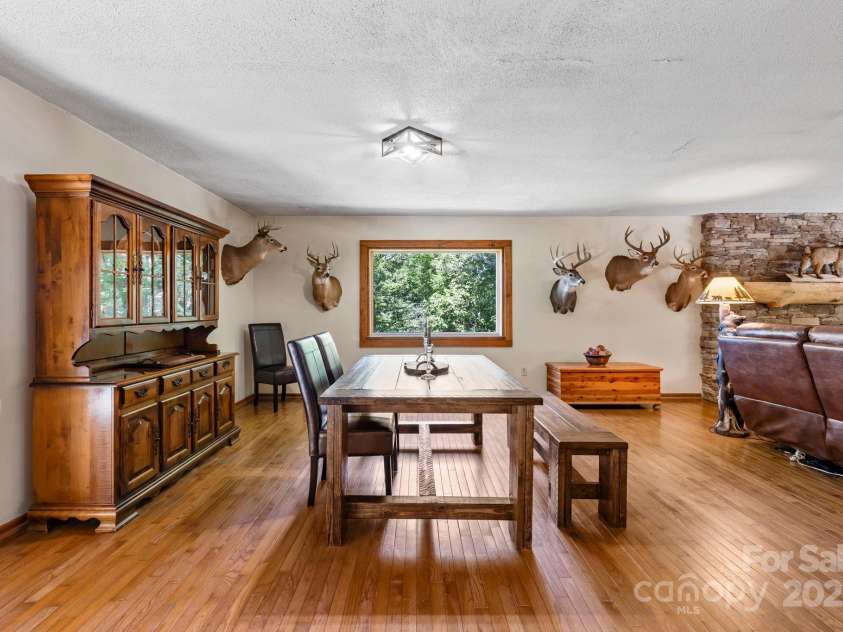 658 Johnson Road, Brevard, NC 28712.  MLS# CAR4300237, YatesRealty ID 319. Spacious dining area