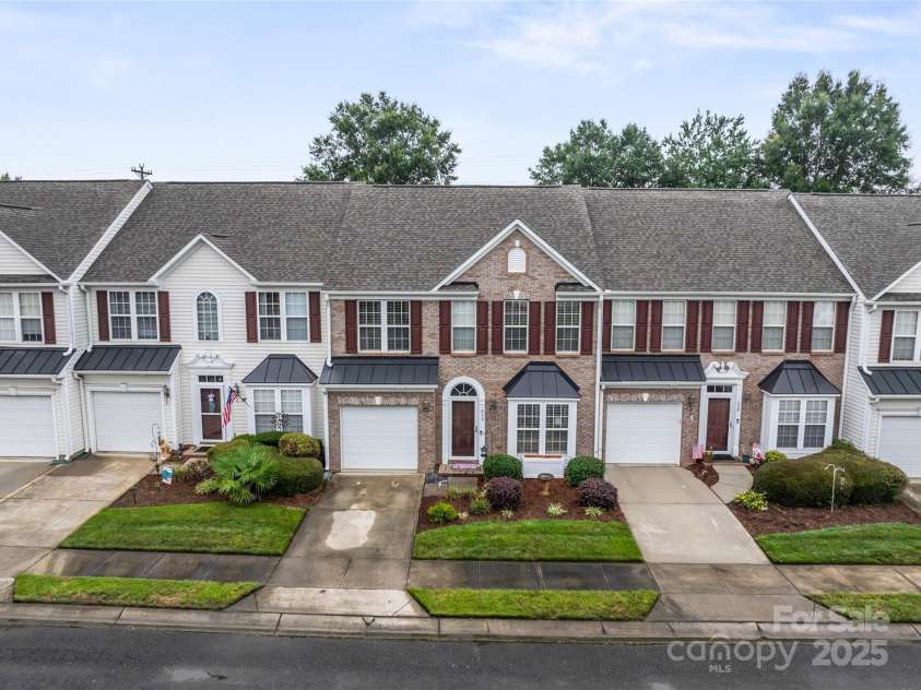 630 Bayou Circle, Clover, SC 29710.  MLS# CAR4284950, YatesRealty ID 31900. 