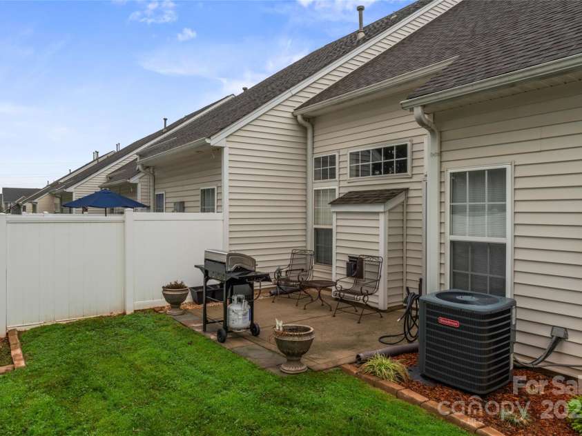 630 Bayou Circle, Clover, SC 29710.  MLS# CAR4284950, YatesRealty ID 31900. Architecural Roof shingles, Updated HVAC, Pristine home.