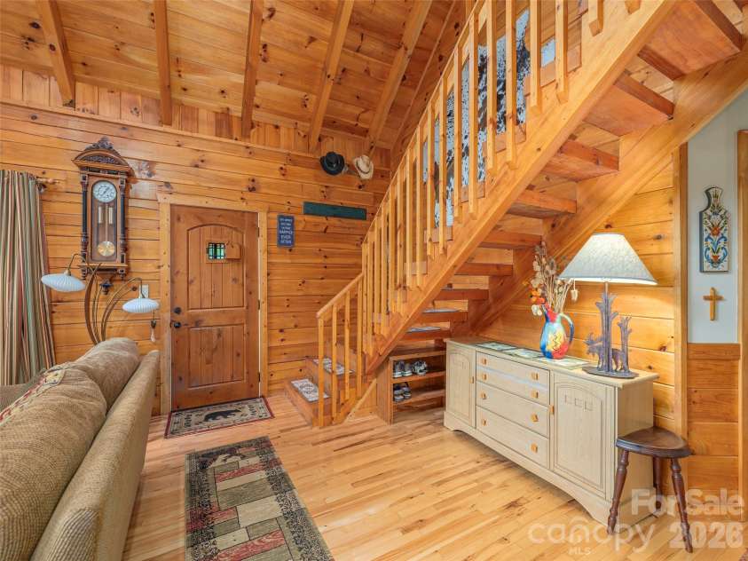 193 Valley Creek Drive, Maggie Valley, NC 28751.  MLS# CAR4395391, YatesRealty ID 31901. 