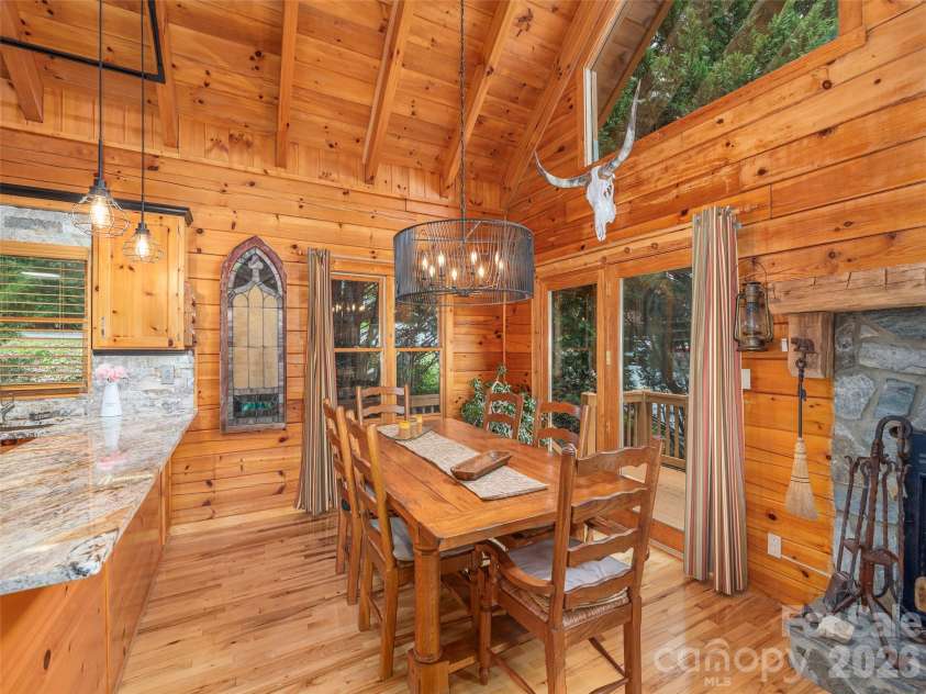 193 Valley Creek Drive, Maggie Valley, NC 28751.  MLS# CAR4395391, YatesRealty ID 31901. 