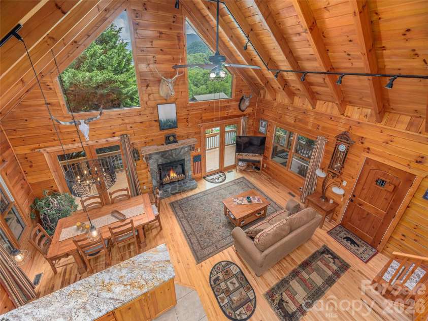 193 Valley Creek Drive, Maggie Valley, NC 28751.  MLS# CAR4395391, YatesRealty ID 31901. 