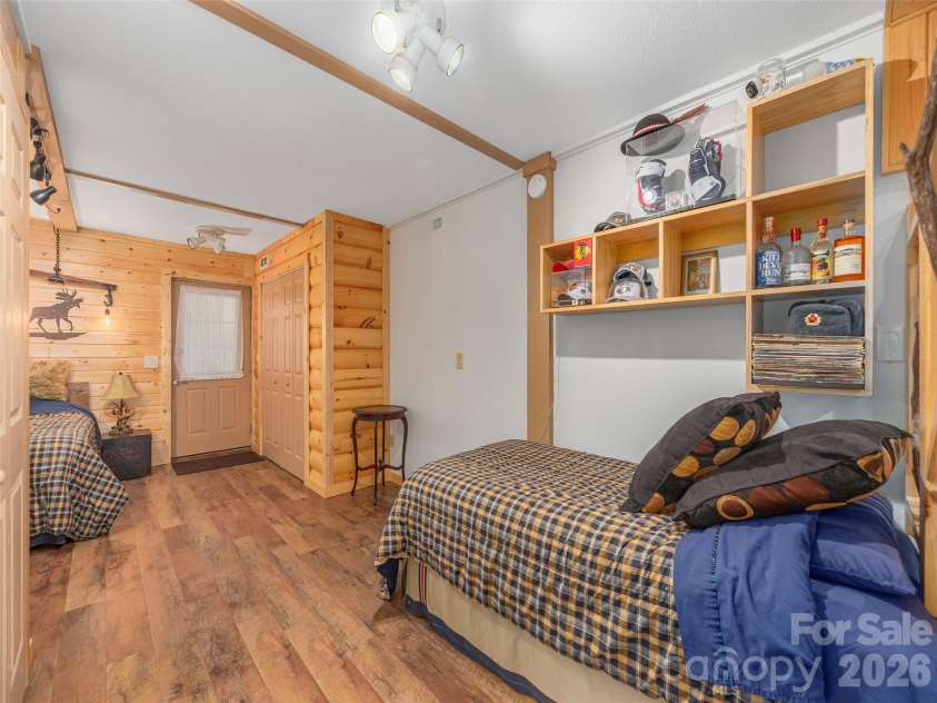 193 Valley Creek Drive, Maggie Valley, NC 28751.  MLS# CAR4395391, YatesRealty ID 31901. 
