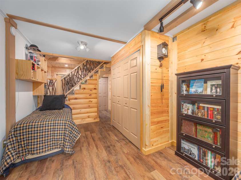 193 Valley Creek Drive, Maggie Valley, NC 28751.  MLS# CAR4395391, YatesRealty ID 31901. 