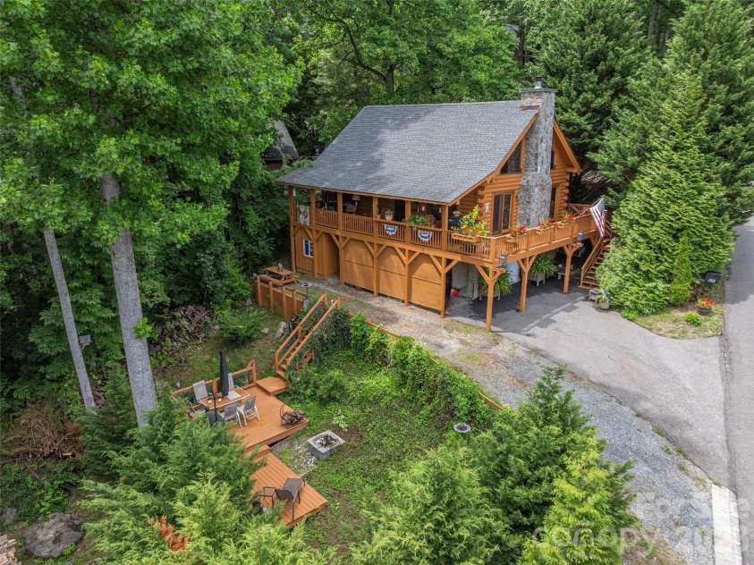 193 Valley Creek Drive, Maggie Valley, NC 28751.  MLS# CAR4395391, YatesRealty ID 31901. 