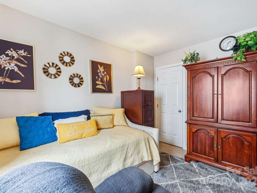 202 Winterbell Drive, Mooresville, NC 28115.  MLS# CAR4286738, YatesRealty ID 31902. 