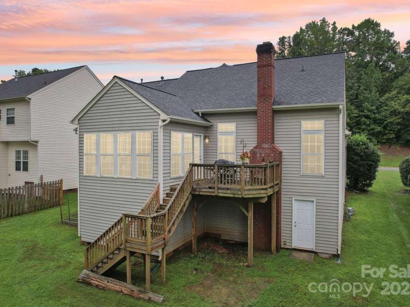202 Winterbell Drive, Mooresville, NC 28115.  MLS# CAR4286738, YatesRealty ID 31902. 