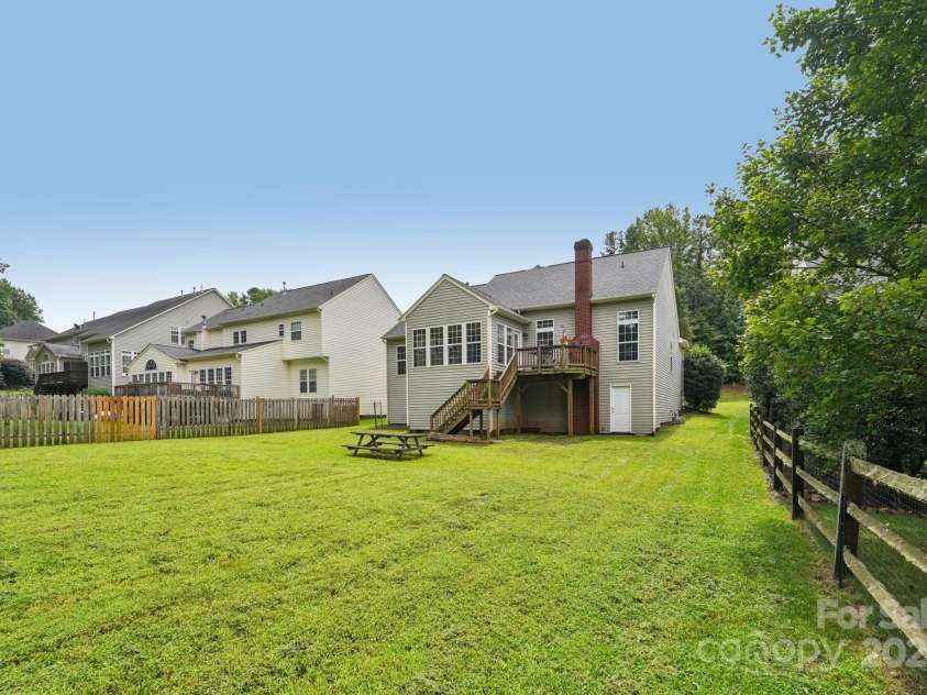 202 Winterbell Drive, Mooresville, NC 28115.  MLS# CAR4286738, YatesRealty ID 31902. 
