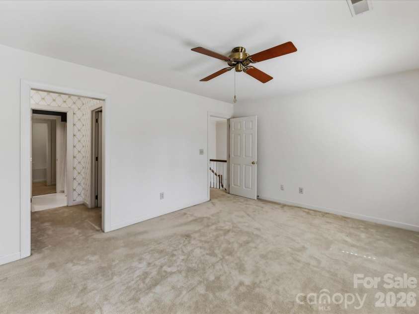 2831 Sharon View Road, Charlotte, NC 28210.  MLS# CAR4391575, YatesRealty ID 31902. Bedroom 3
