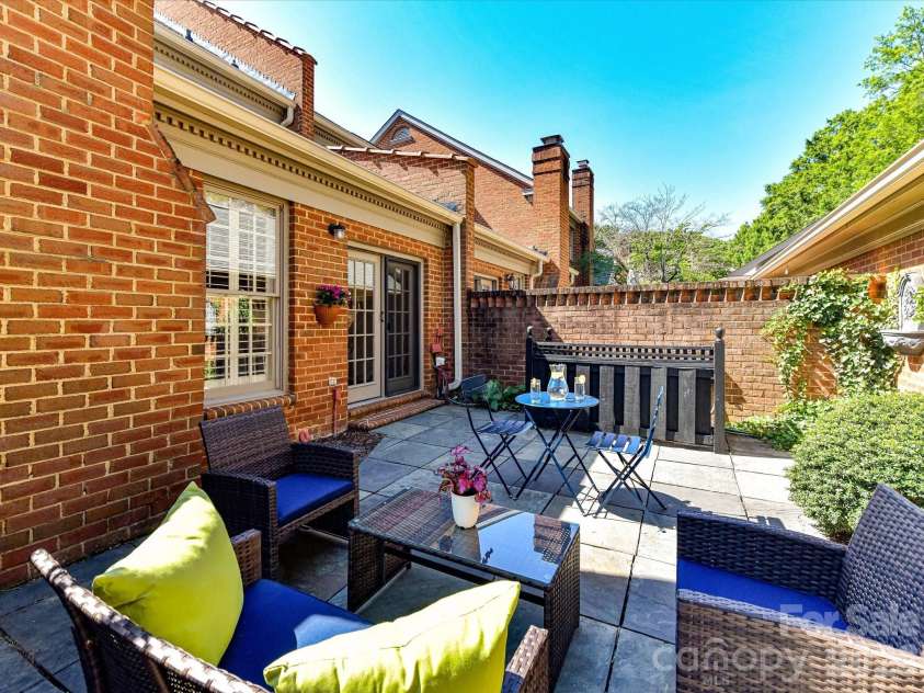2831 Sharon View Road, Charlotte, NC 28210.  MLS# CAR4391575, YatesRealty ID 31902. Terrace