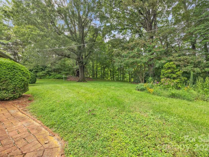 585 Rocky Springs Road, Taylorsville, NC 28681.  MLS# CAR4282569, YatesRealty ID 31903. 