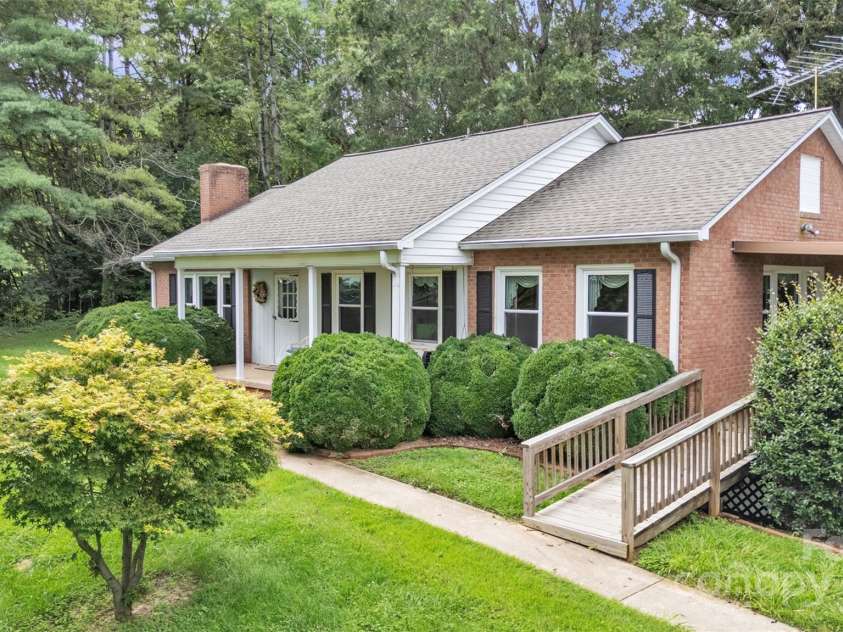 585 Rocky Springs Road, Taylorsville, NC 28681.  MLS# CAR4282569, YatesRealty ID 31903. 