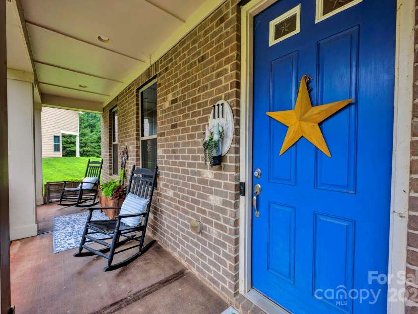 111 St Sophia Court, Mooresville, NC 28117.  MLS# CAR4246932, YatesRealty ID 31904. 