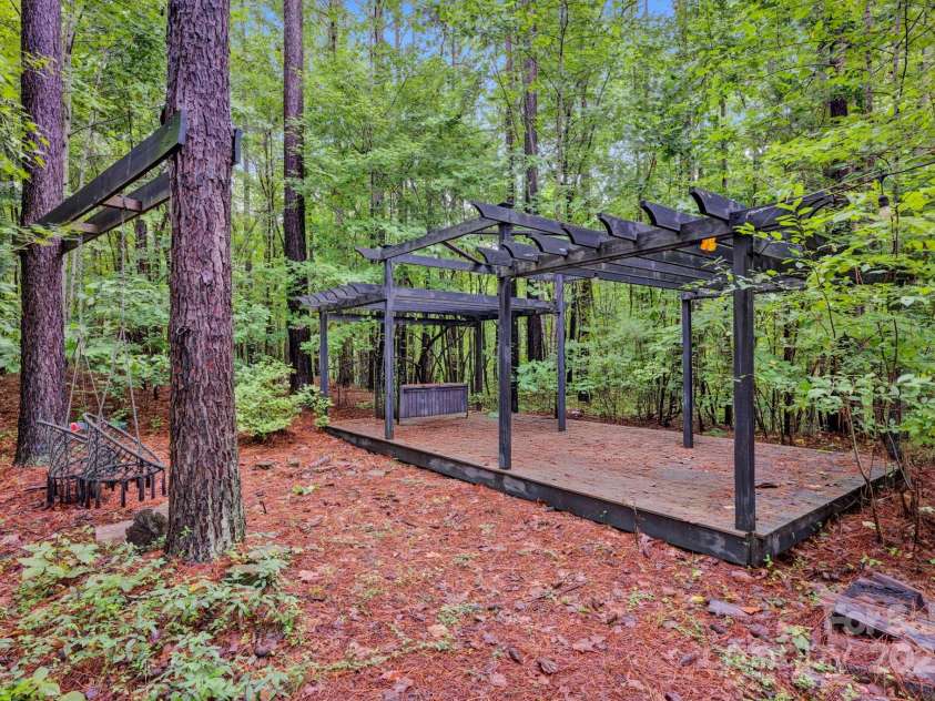 111 St Sophia Court, Mooresville, NC 28117.  MLS# CAR4246932, YatesRealty ID 31904. 