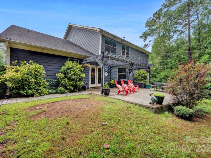 111 St Sophia Court, Mooresville, NC 28117.  MLS# CAR4246932, YatesRealty ID 31904. 