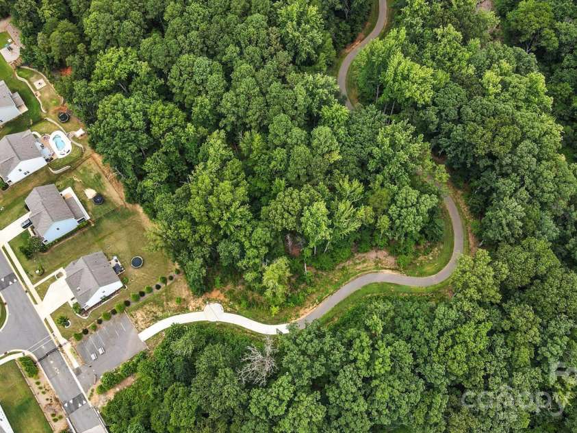 4012 Bainbridge Place, Fort Mill, SC 29707.  MLS# CAR4282310, YatesRealty ID 31905. Little Sugar Creek Greenway Trail