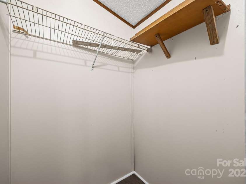 109 Daring Drive, Cherryville, NC 28021.  MLS# CAR4291082, YatesRealty ID 31907. 