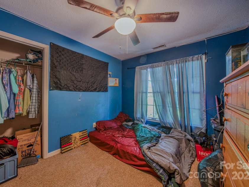 303 Theron Court, Candler, NC 28715.  MLS# CAR4291803, YatesRealty ID 31908. 