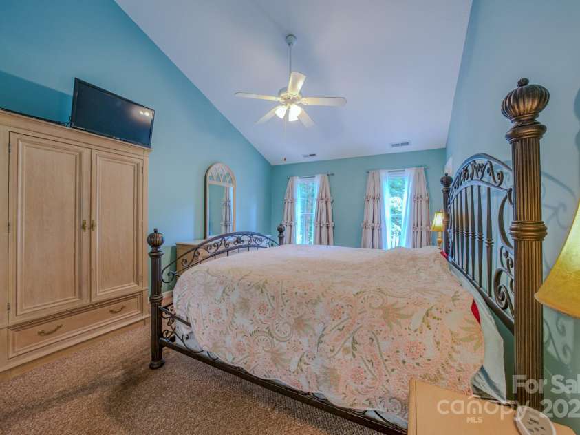 303 Theron Court, Candler, NC 28715.  MLS# CAR4291803, YatesRealty ID 31908. 