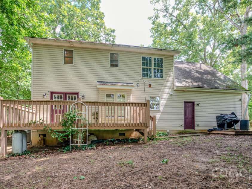 303 Theron Court, Candler, NC 28715.  MLS# CAR4291803, YatesRealty ID 31908. 